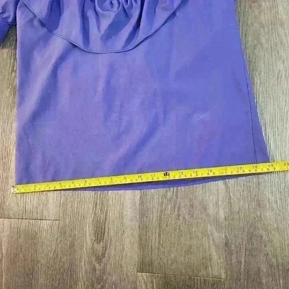 Vintage 80s purple short-sleeved top with puffy sleeves and  big ruffled collar - Picture 9 of 10